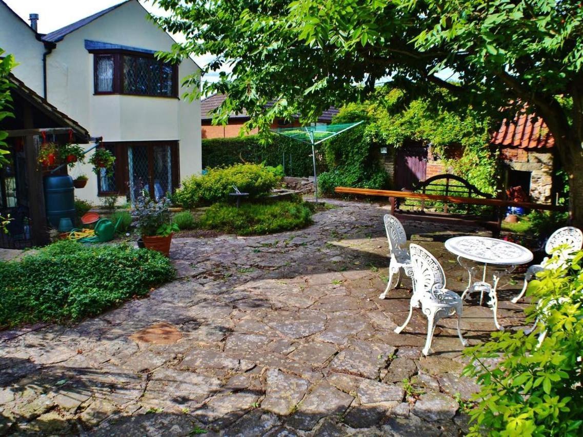 Church Villa B & B Chesterfield Eksteriør billede